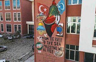 Filistin için duvarları boyadılar