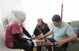 Gaziantep Büyükşehir’den evde fizik tedaviyle...