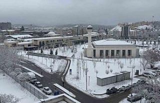 Gaziantep’te beklenen kar yağışı öncesi okullara...