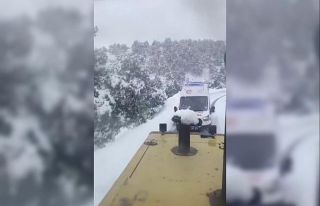 Gaziantep’te kolu kırılan vatandaş için ekipler...