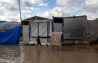 Gazze’yi vuran fırtınada 12 kişi hayatını kaybetti,...