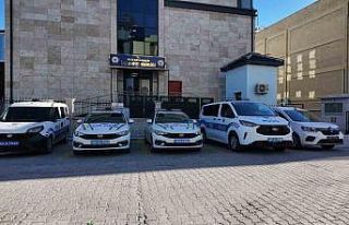 Gediz emniyetinde 4 yeni araç hizmete alındı