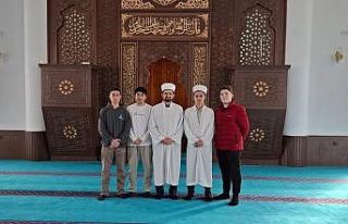 "Gençler Mihrapta" programı Aşağı Söğütönü...