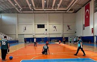 Gözler kapalı 12 dakikalık maçın kazananı empati...