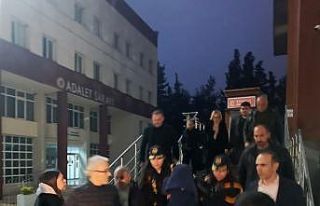 Güllü’nün kızı annesi öldürme suçlamasıyla...