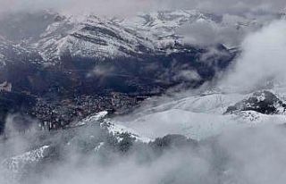 Gümüşhane beyaz gelinliğini giydi