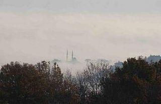 Gün doğumuyla buluşan sis görsel şölen sundu