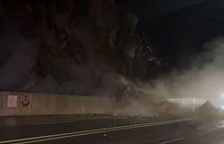 Hakkari-Van yolunda heyelan