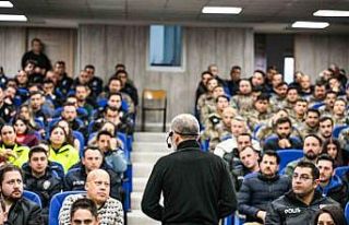 Hakkâri’de polislere farkındalık eğitimi