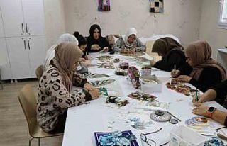 Haliliye’de kadınlar aile bütçelerine katkı...