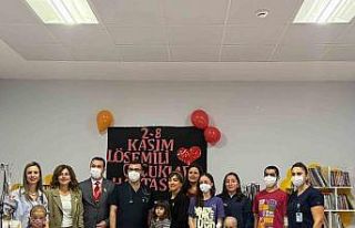 Hastanede tedavi gören çocuklara üniversitelilerden...