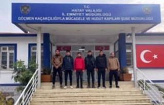 Hatay’da araçta 6 kaçak göçmen yakalandı