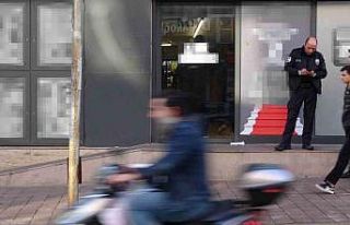 Hırsızlık için girdiği markette 3 çalışanı...