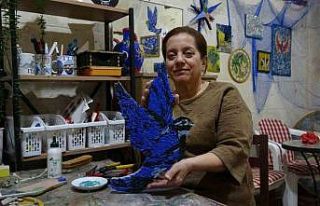 Hobi olarak başladığı mozaik sanatında dünyaya...