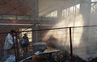 İnşaat atıklarının alev alması paniğe yol açtı