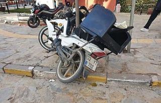 Isparta’da otomobil ile motosiklet çarpıştı:...