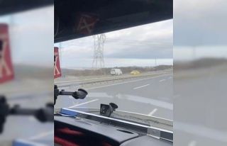 İstanbul Havalimanı yolunda ters yönde giden araç...