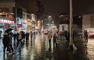 İstanbul’da kar yağışı devam ediyor