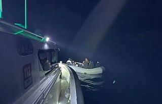 İzmir’de açıklarında göçmen hareketliliği