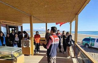 Jandarma’dan çevre koruma eğitimi ve kıyı temizliği
