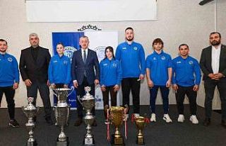 Kağıtspor Kulübü 2025 yılını 317 madalya ile...