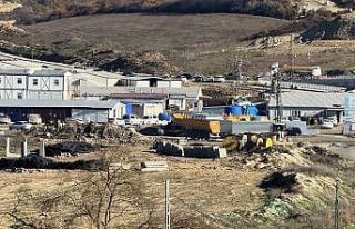 Kamyon şoförü gazoz şişesindeki antifrizi içmesi...