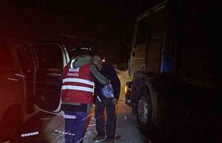 Kar ve tipi nedeniyle Tendürek’te yolda kalanlara...