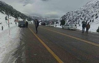 Kar yağışını duyan Alacabel’e koştu