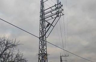 Karabük’te elektrik akımına kapılan işçi hayatını...