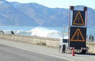 Karadeniz Sahil Yolu’nda dalga ve fırtına alarmı