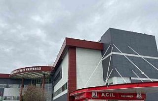 Karapınar’da buzlanan yolda motosiklet kazası:...