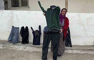 Kars’ta Sibirya soğukları: Dışarıya asılan...