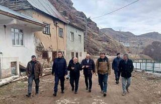 Kaymakam Bayram köy sakinleriyle bir araya geldi