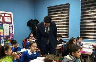 Kaymakam Fatih Erdoğan’dan köy okullarına ziyaret