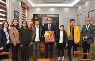 Kaymakam Güldoğan, Özel Eğitim öğrencilerini...