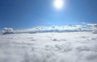 Kayseri’de sis bulutlarının üzerinden görüntüler...