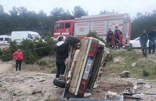 Kazdağları’nda kontrolden çıkan otomobil şarampole...