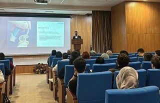 KBÜ’de Odyometri öğrencilerine Uygulamalı eğitim...