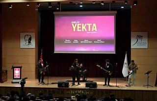 KBÜ’de öğrenci müzik grubu Yekta konser verdi