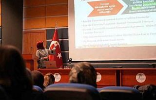 KBÜ’de "Tez Yazım Atölyesi" programı...