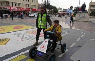 Kilis’te minik öğrencilere trafik bilinci
