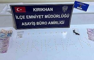 Kırıkhan’da uyuşturucu madde satıcısı tutuklandı