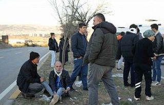 Kırıkkale’de 3 servis aracı çarpıştı: 10...