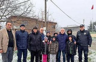 Kırklareli Valisi Turan, Hamdibey köyü sakinleriyle...