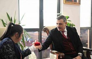 Kısmet’ten Vali Çiftçi’ye tatlı takip