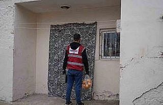 Kızılay’dan günlük bin kişiye sıcak yemek...