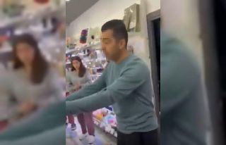 Kızların fotoğraflarını izinsiz çekerken yakalandı