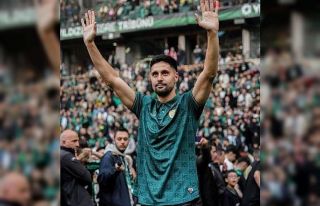 Kocaelispor, Tarkan Serbest ile yollarını resmen...
