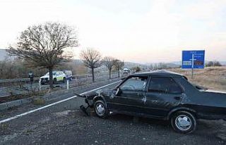 Kontrolden çıkan otomobil takla attı: 1 ağır...