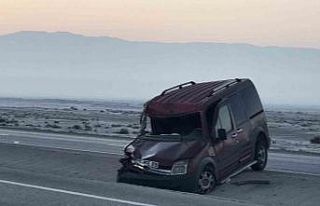 Konya’da hafif ticari araç takla attı: 1 yaralı